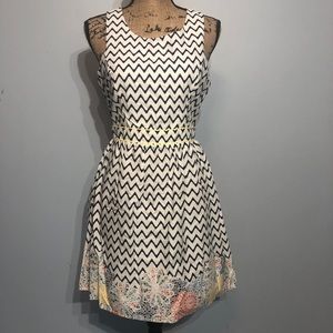 EUC Trixxi Dress Multi-Colored Juniors Size Medium